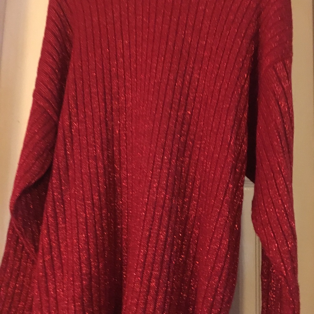 Sweater - Picture 4 of 4